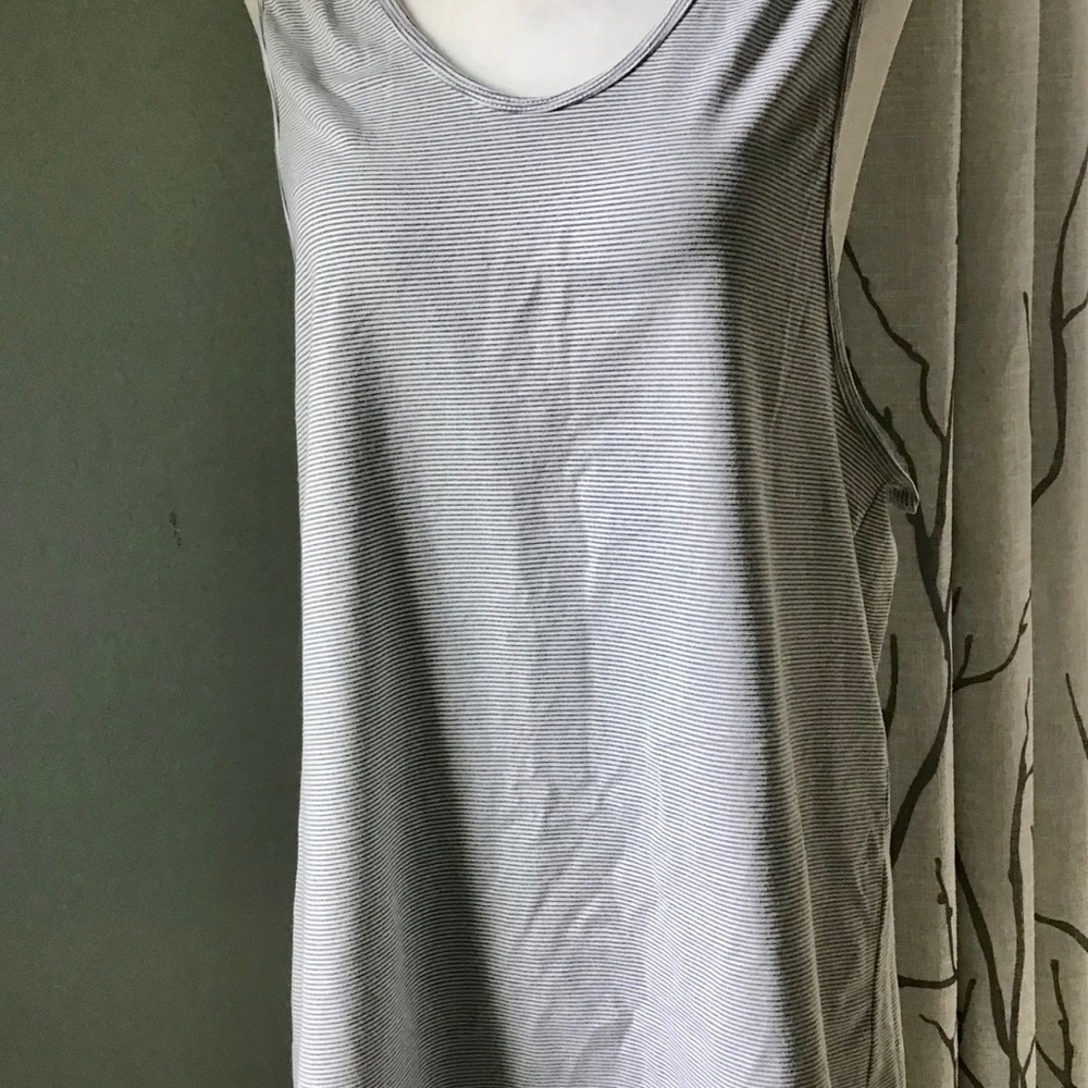 Albion Racerback Tank Size Small - Picture 5 of 6